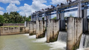 İsrail 'in kuzeyindeki en kirli şehirlerin bulunduğu eyaletin nehri.