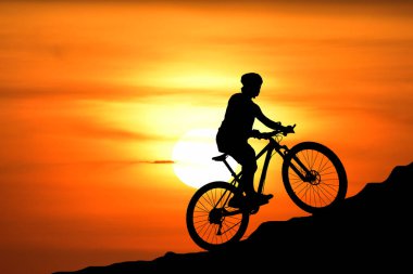 Mountainbiker silüeti