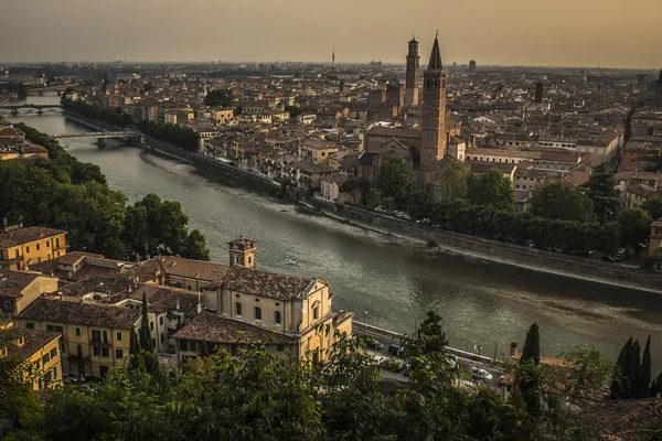 Buona seratta Verona