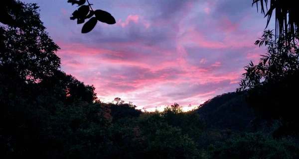 Gran Amanecer Través Ventana —  Fotos de Stock