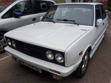 araba klasik otomobil beyaz