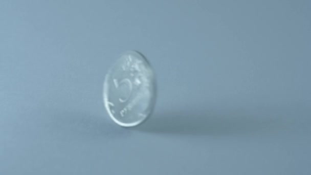 Rotation dans un cercle pièce de 5 roubles 