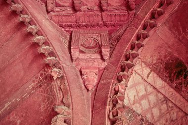 Kırmızı Kale, iç duvar resimleri