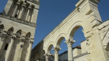 Katedral ve çan kulesi St.Duje Split