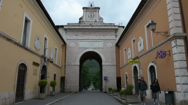 Porta de entrada da cidade velha — Vídeo de Stock