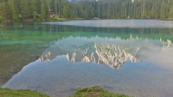 The lakes of Fusine, Friuli, Italy — Stock Video