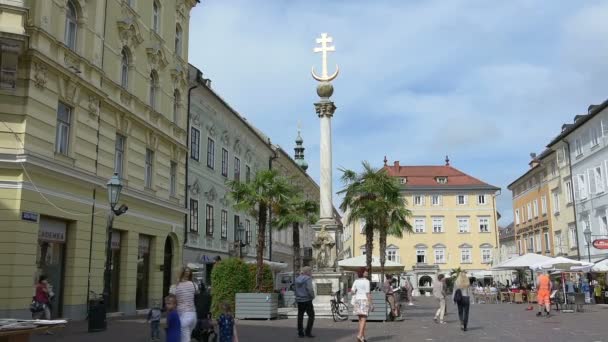 La colonna della Santissima Trinità a Klagenfurt — Video Stock