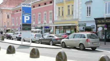 Klagenfurt merkezi bir kapalı otopark girişi