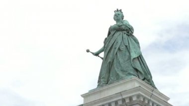 Arşidüşeş Maria Theresa (Avusturya) heykeli
