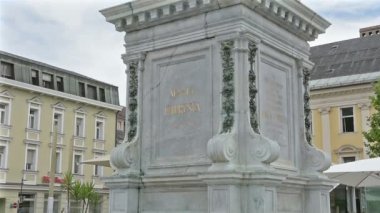 Arşidüşeş Maria Theresa, Klagenfurt, Avusturya heykeli