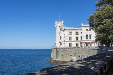 Miramare Kalesi
