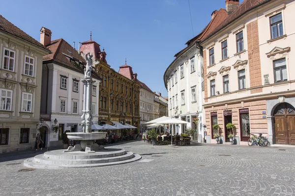 A fountain in the center of Ljubljana — Stock Photo, Image