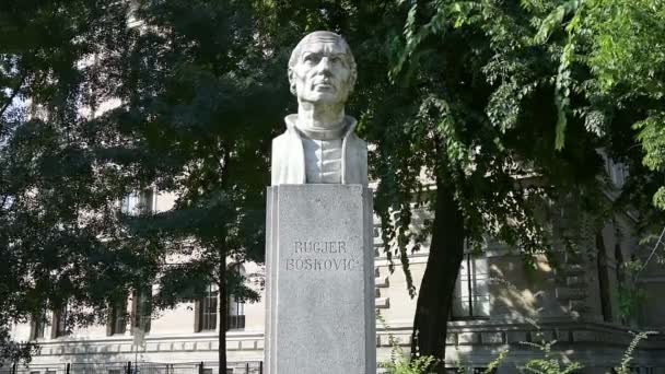 The bust of Ruder Boscovich — Stock Video