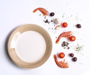 Karidesleri taş yüzeyde hazırlamak için gerekli malzemeler.