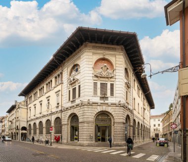 Udine, İtalya. 2 Şubat 2021 Udine 'in merkezindeki İtalyan Postanesinin genel merkezi.