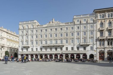 Trieste, İtalya. 24 Şubat 291. Şehir merkezindeki ünlü Aynalar Kafesi.