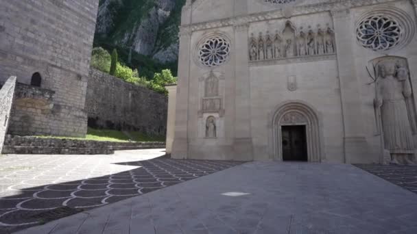 Gemona Del Friuli Italia Mayo 2021 Vista Fachada Exterior Catedral — Vídeos de Stock