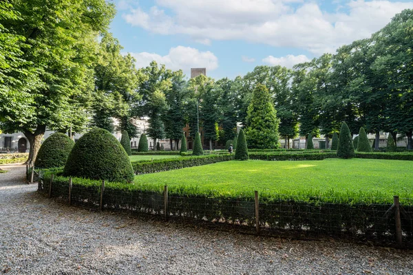 Mântua Itália Julho 2021 Vista Para Jardins Piazza Lega Lombarda — Fotografia de Stock