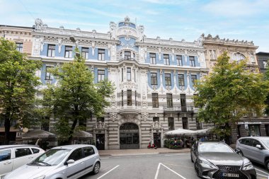 Riga, Letonya. 22 Ağustos 2021. Şehir merkezindeki bazı eski Art Noveau binaları.