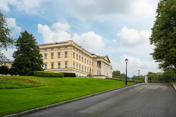 Oslo Norwegen September 2021 Der Blick Auf Den Königspalast Der — Stockfoto