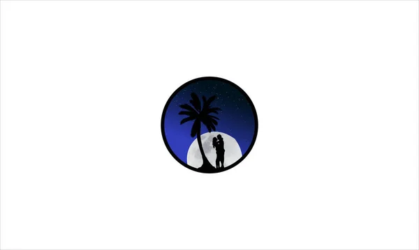 Genç Çift Plaj Logosu Çiziminde Mavi Dolunayla Sevişiyor — Stok Vektör