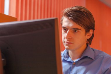 Çağrı Merkezi müşteri temsilcisi iş yerinizde gişe