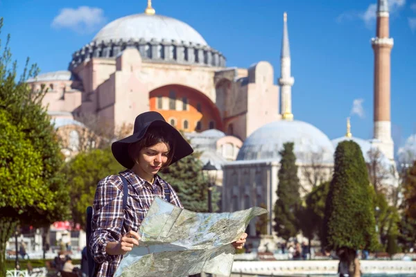 Туризм в Стамбуле. — стоковое фото