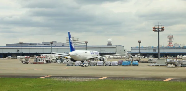 Narita Japan Mai 2018 Frachtflugzeuge Und Abfertigungsanlagen Auf Dem Luftfrachtterminal — Stockfoto