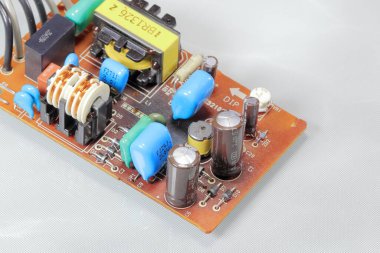 Analog devre kartı sistemi. Tamir, bakım teknolojisi ekipman konsepti, elektronik parçalı baskılı devre kartı, sığ odaklı elektronik devre kartı..