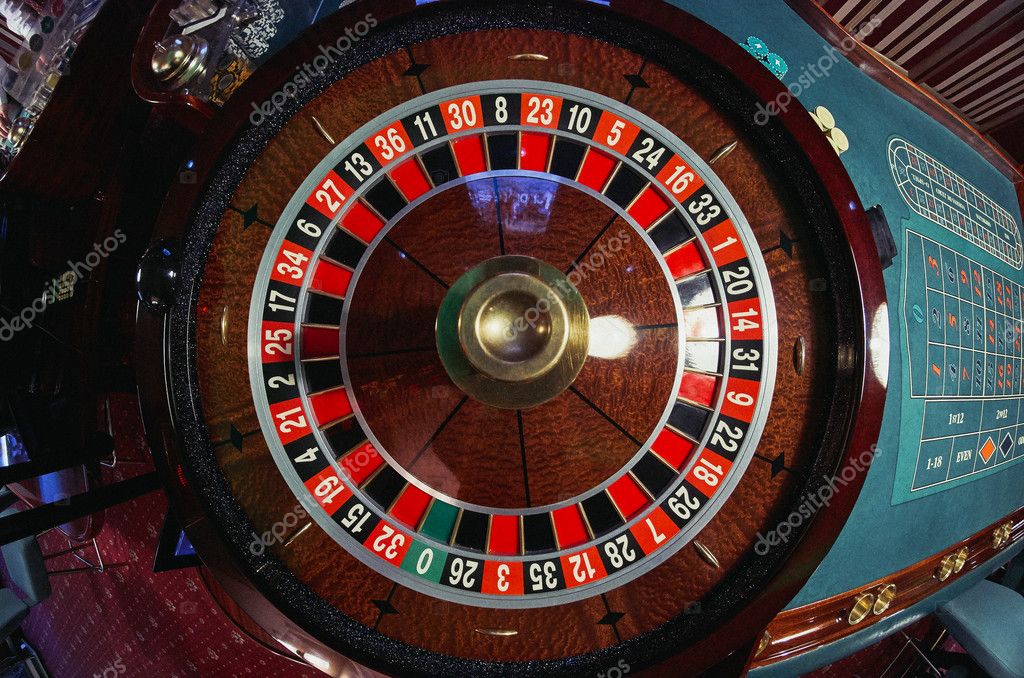 Roulette Rad im Casino Stockfoto doorsza 104312454 Roulette Rad im Casino Stockfoto doorsza 104312454