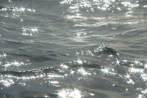 Detail Eines Sonnenlichts Das Sich Glitzernden Meer Spiegelt Wunderkerze Wasser — Stockfoto