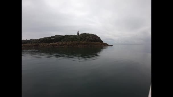 Farol Ilha Amanhecer — Vídeo de Stock