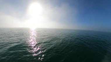 # Güzel bir pazar günü tekneden denize #