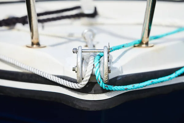 Winch Nautical Ropes Front Sailing Boat Port — Stock Photo, Image