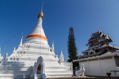 WAT Pra bu DOI kong mu