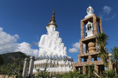 WAT phasornkaew Tapınağı