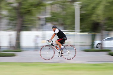 Motorcu hızlı hareket