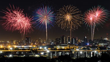 renkli havai fişek gösterisi
