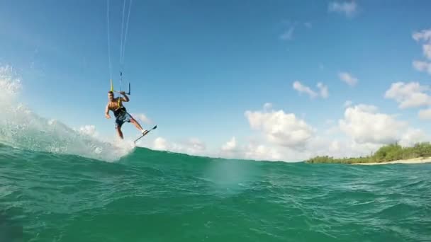 Young Man Kitesurfing in Ocean. — Stock Video