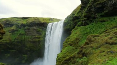 Hava yüksek görünümünü şelale