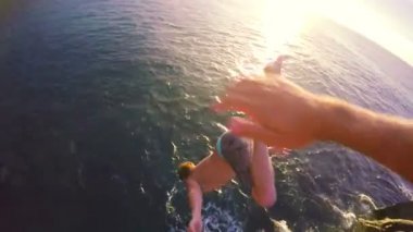 POV Cliff Backflip atlama