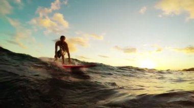 Gün batımı Longboarding