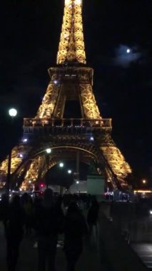 Paris 'teki Eyfel Kulesi