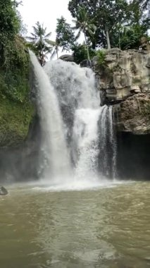 Tegenungan Şelalesi Bali Endonezya - stok fotoğrafı