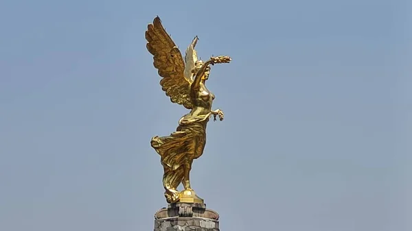 Angel Independent Paseo de la reforma