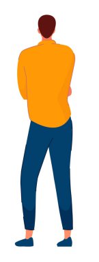 Arka tarafta göğsünde çapraz kolla duran yalnız bir adam.