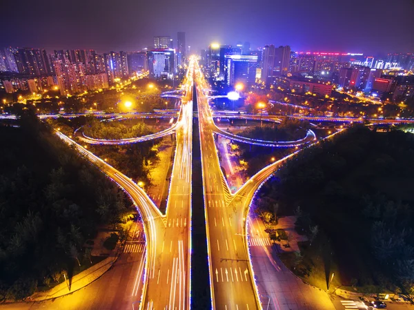 Chengdu, Sichuan, China, Avenida Tianfu à noite — Fotografia de Stock