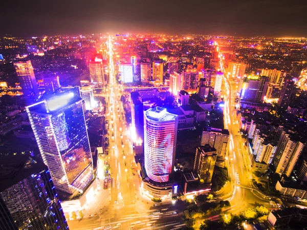 Sur Renmin carretera, Chengdu, Sichuan, China noche aérea — Foto de Stock