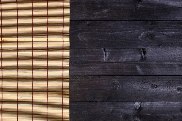 Esterilla de bambú para sushi. Vista superior con espacio de copia — Foto de Stock