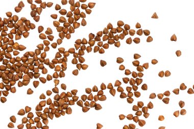 Beyaz arkaplanda izole edilmiş karabuğday tohumları, üst görünüm